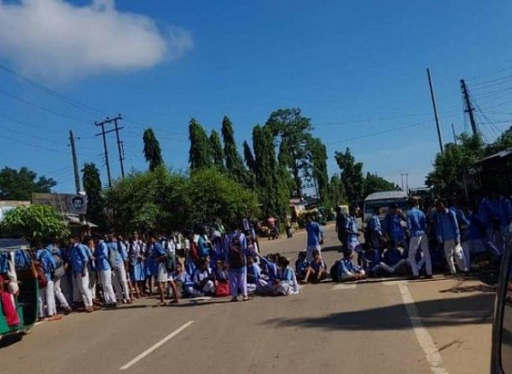 Teachers’ Crisis : Students blocked National Highway seeking more numbers of Teachers in Sabroom Kalachera
